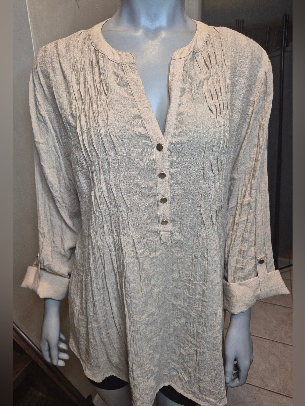 Cocomo Cream Pintuck Button Pullover Tunic